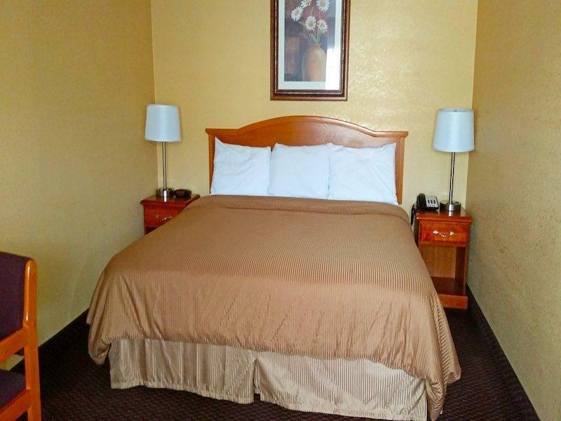 Quality Inn Lawrenceburg エクステリア 写真