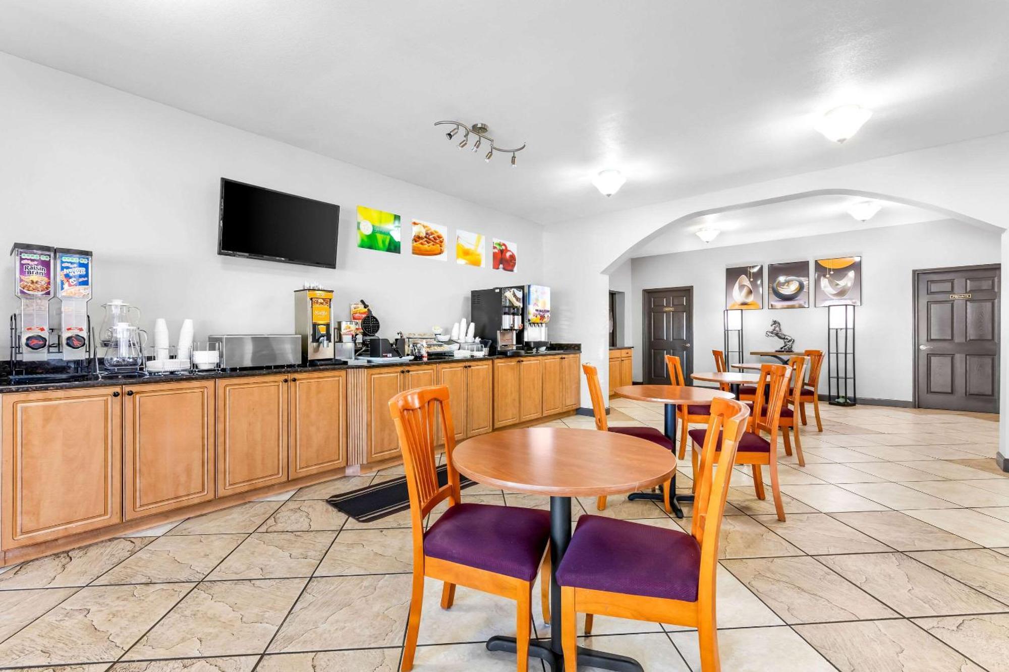 Quality Inn Lawrenceburg エクステリア 写真