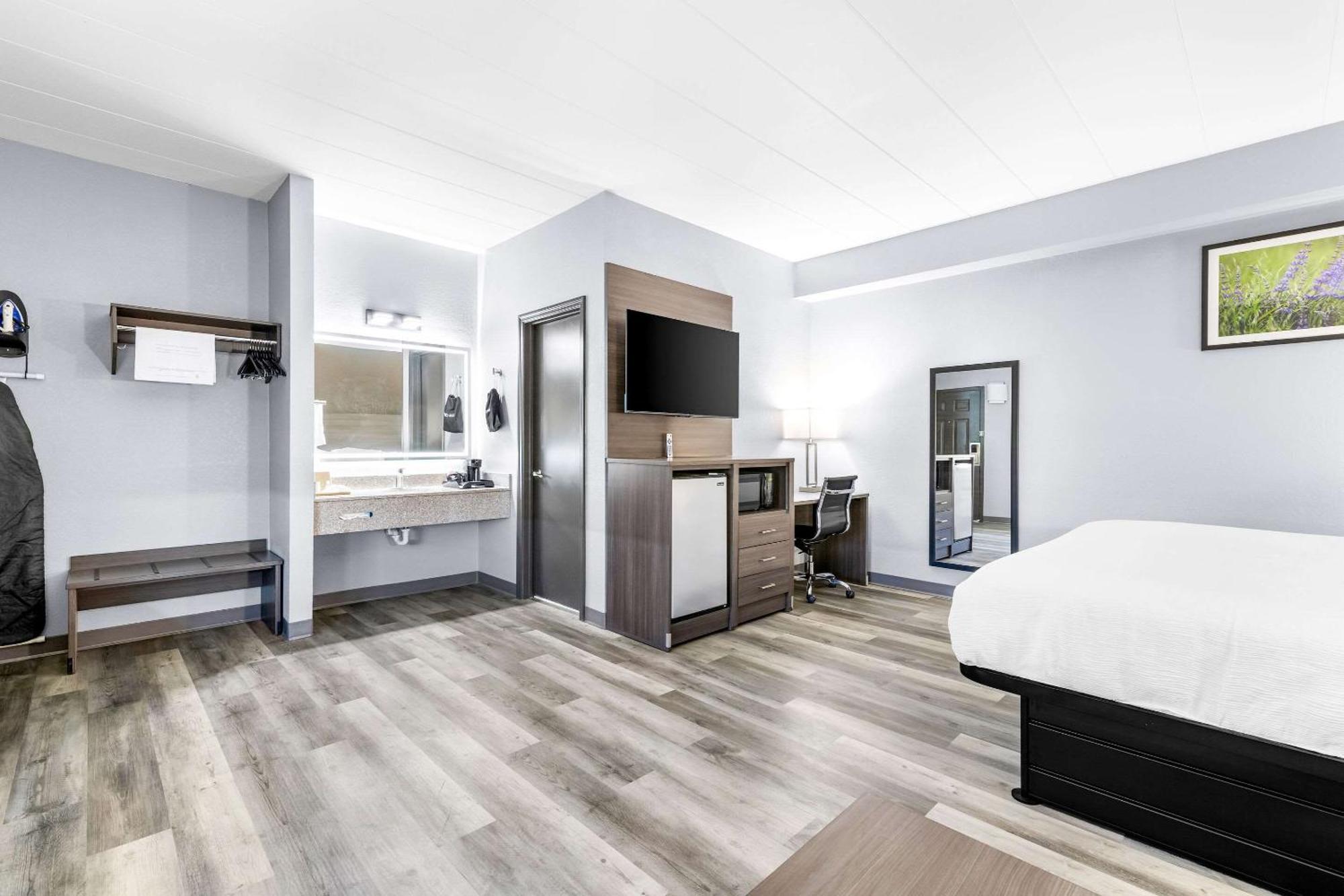 Quality Inn Lawrenceburg エクステリア 写真