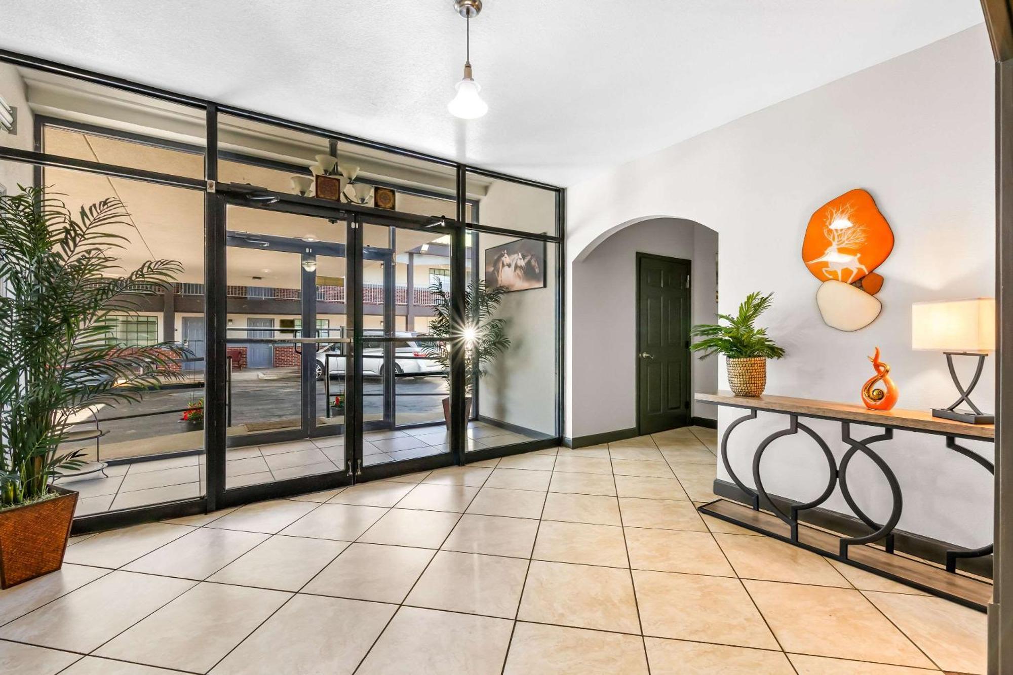 Quality Inn Lawrenceburg エクステリア 写真