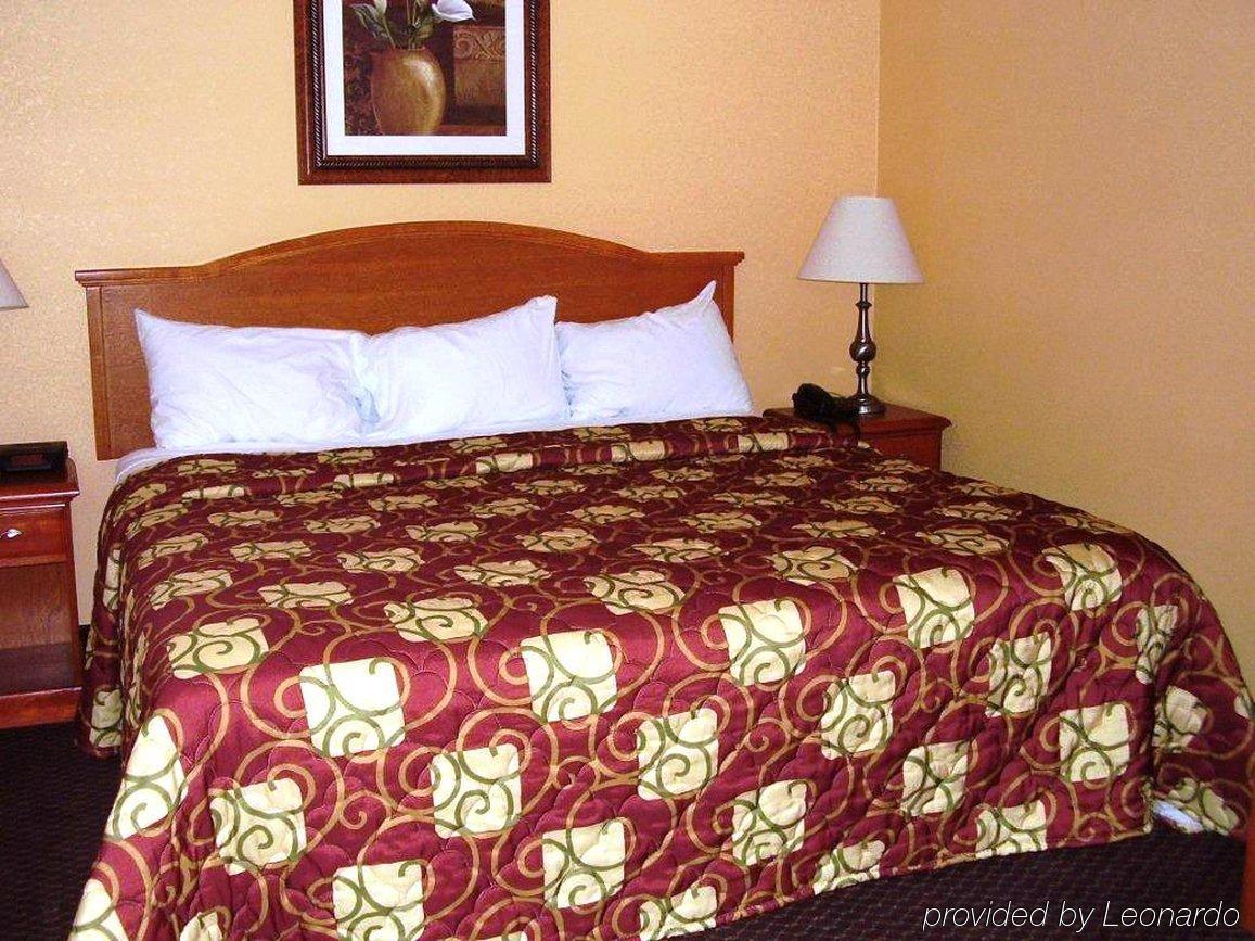 Quality Inn Lawrenceburg エクステリア 写真
